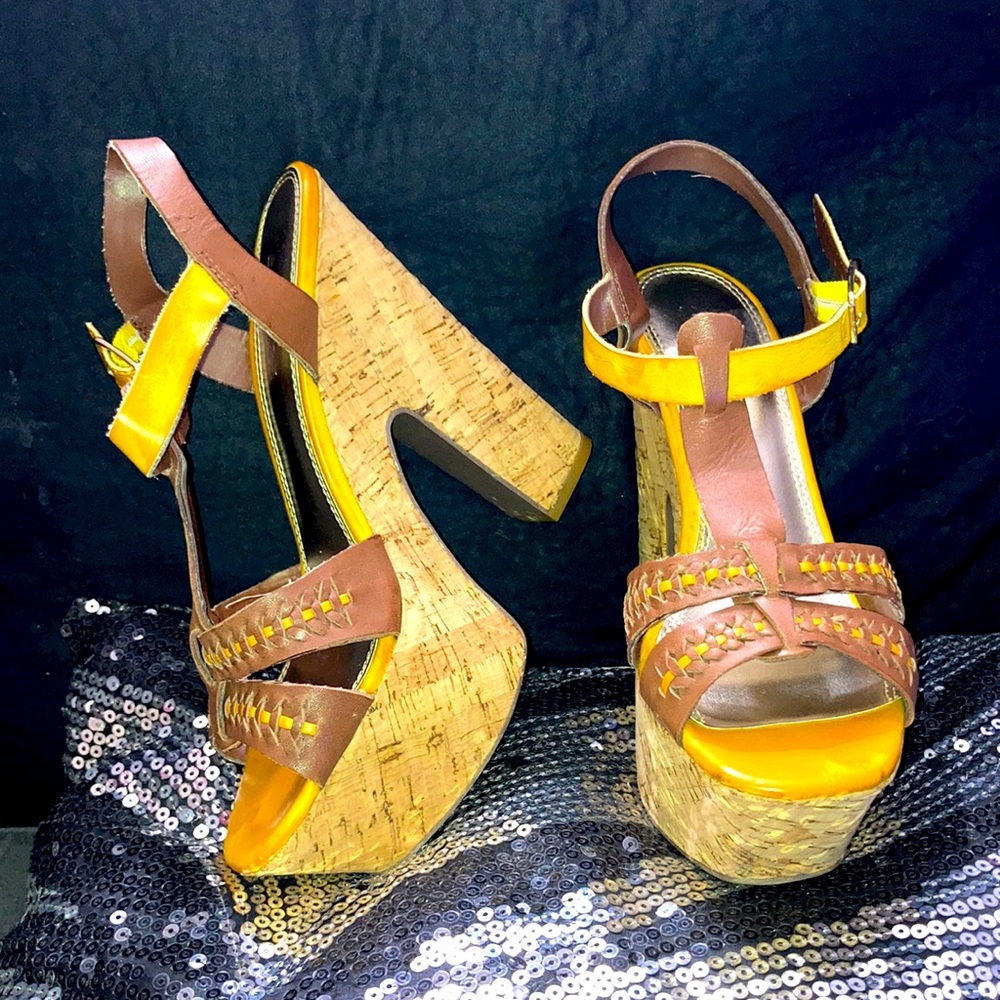 Bakers Chunky Heel Shoes Size 8